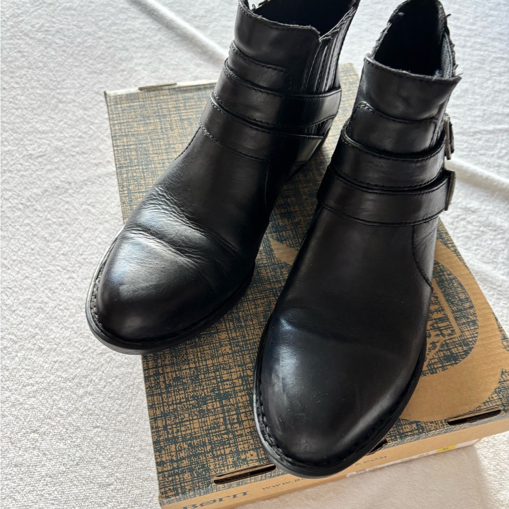 Stylish Black Leather Ankle Boots Born Moringa